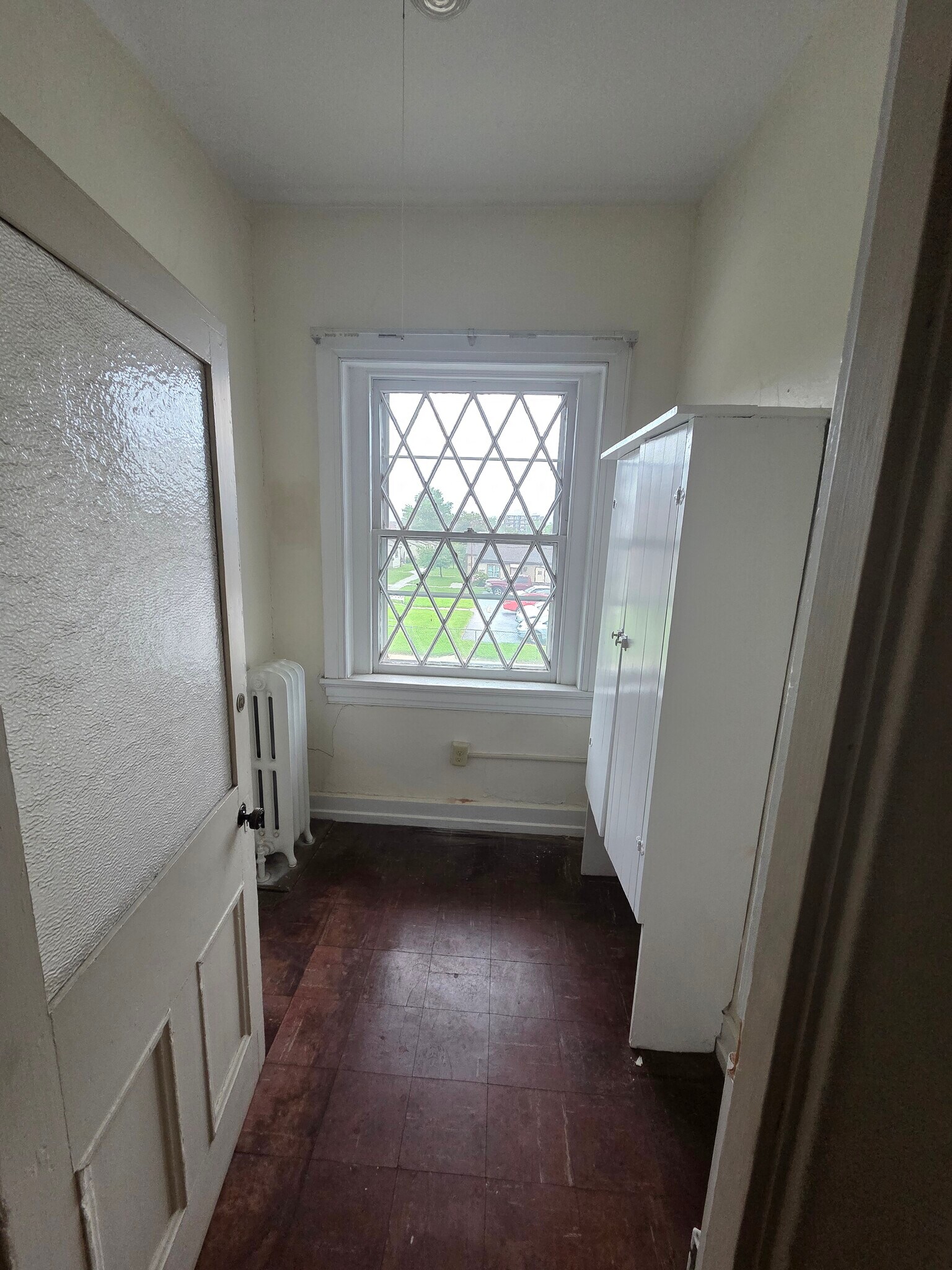 Building Photo - 806 13th St