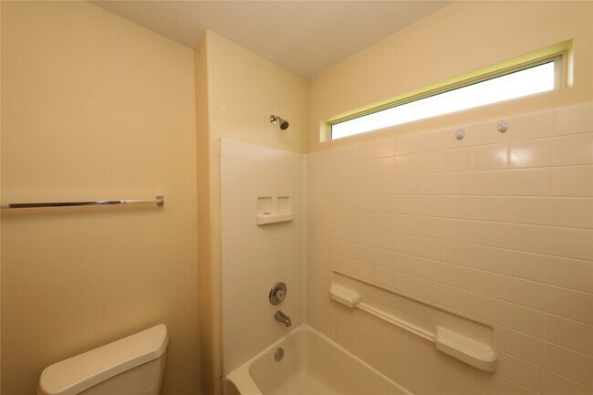 Building Photo - 21430 Palma Grove Way