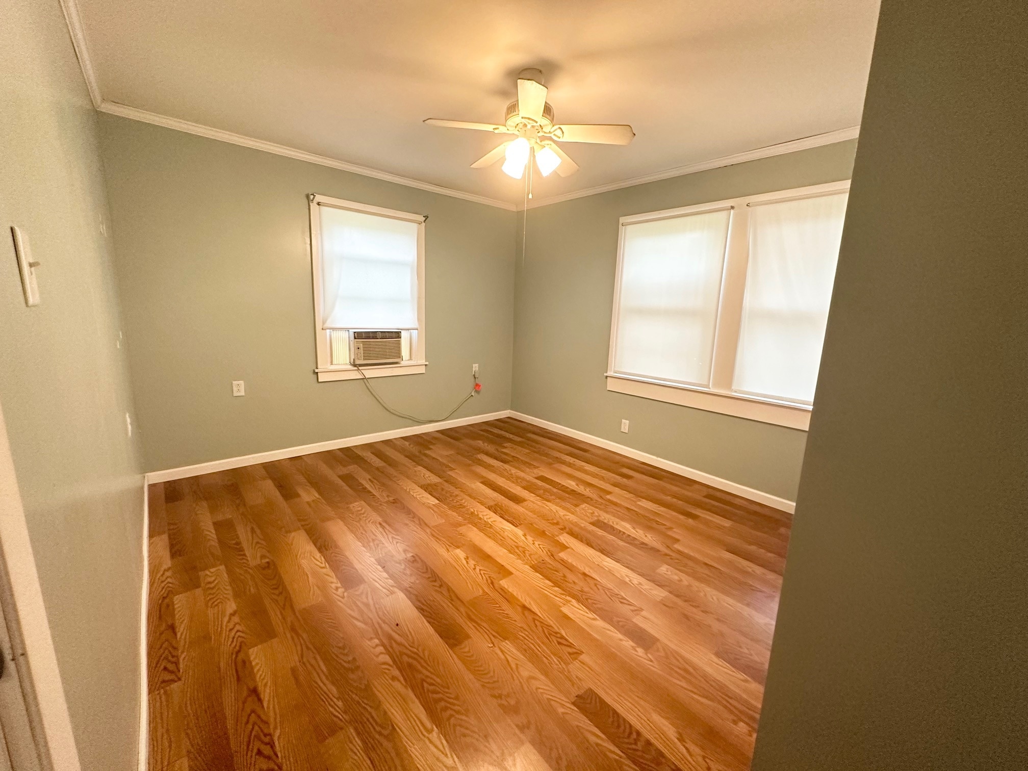 Building Photo - 218 First St