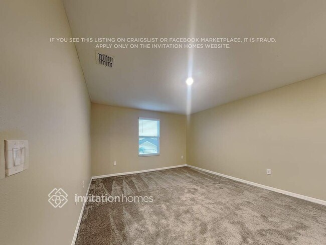 Building Photo - 4500 Holstein St