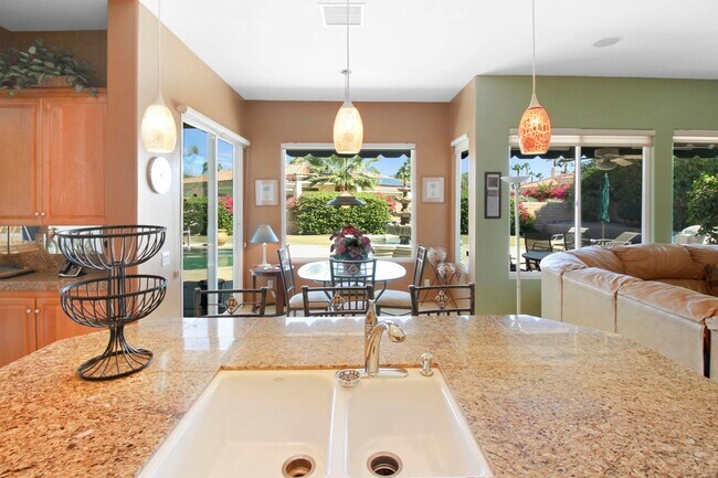 Building Photo - 45456 Box Mountain Road Unit