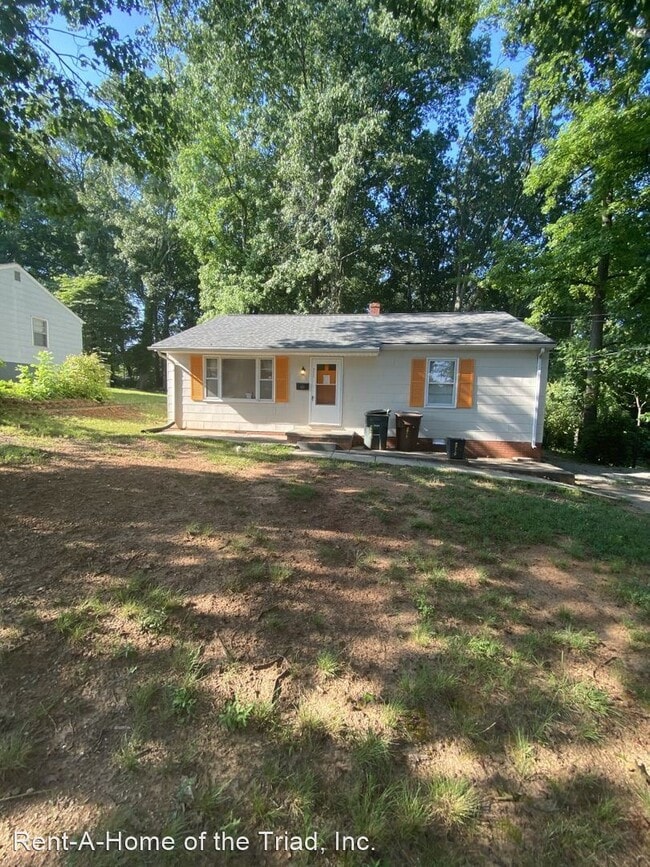 Building Photo - 3 br, 1 bath House - 2111 Maywood Street