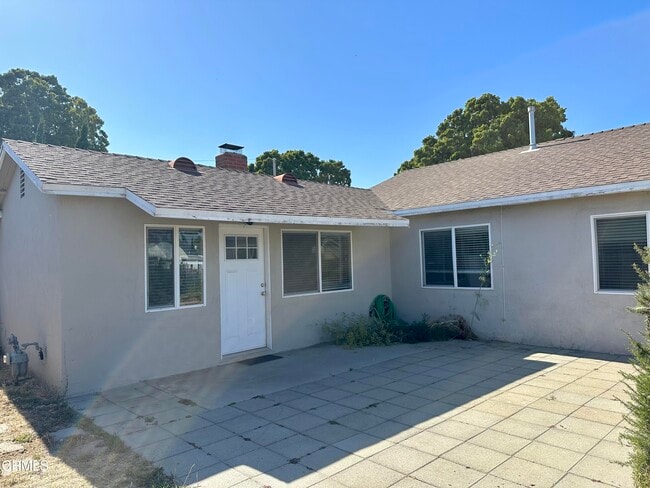Building Photo - 36 La Verne Ave
