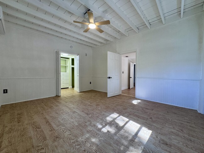 Building Photo - 2390 SW 18th Ave