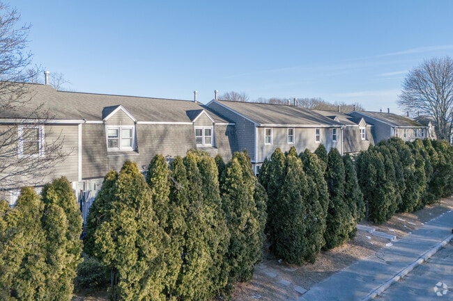 Building Photo - Sintra Heights Condominiums