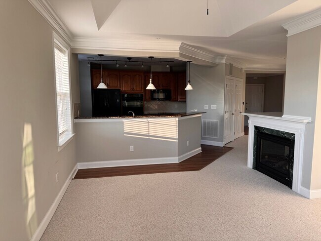 Building Photo - 2 Bedroom | 2 Bathroom Corner Unit Townhom...