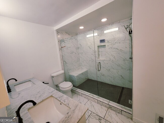 Building Photo - 1961 Browns Mill Rd SE