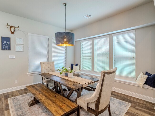 Building Photo - 10923 Texas Rose Dr