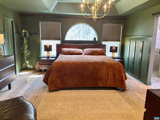 Building Photo - 292 Blackthorn Ln