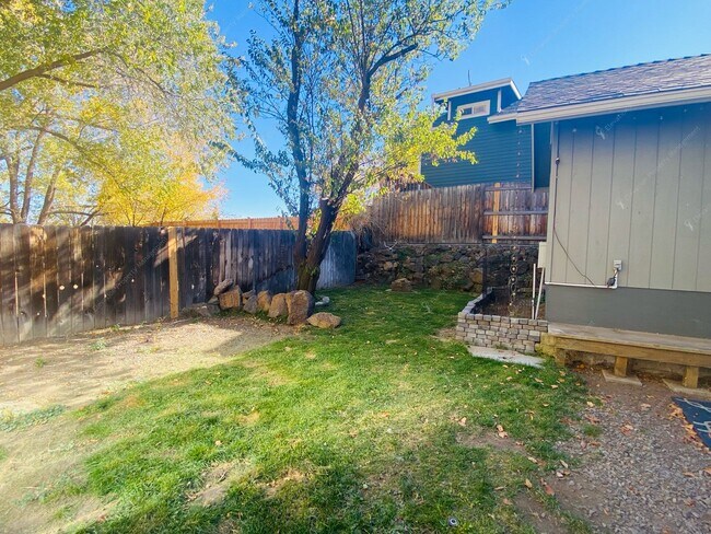 Building Photo - Charming 2 BR in downtown Bend - flexible ...