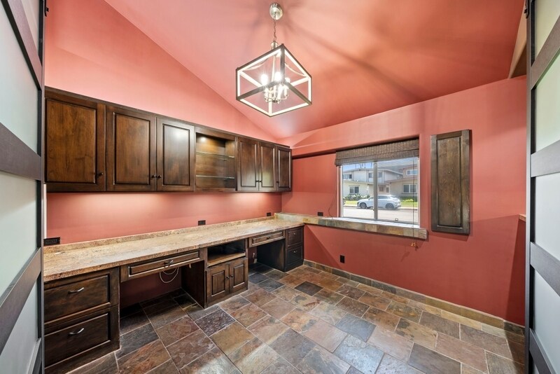 Building Photo - 3953 W 178th St