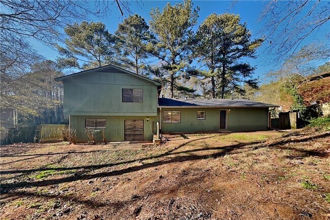 Building Photo - 3208 Aspen Cir SW