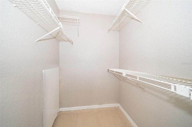Building Photo - 5140 Conroy Rd