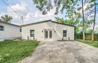 Building Photo - 1041 Santa Anita St