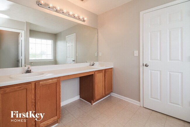 Building Photo - 3186 Striped Maple Cove