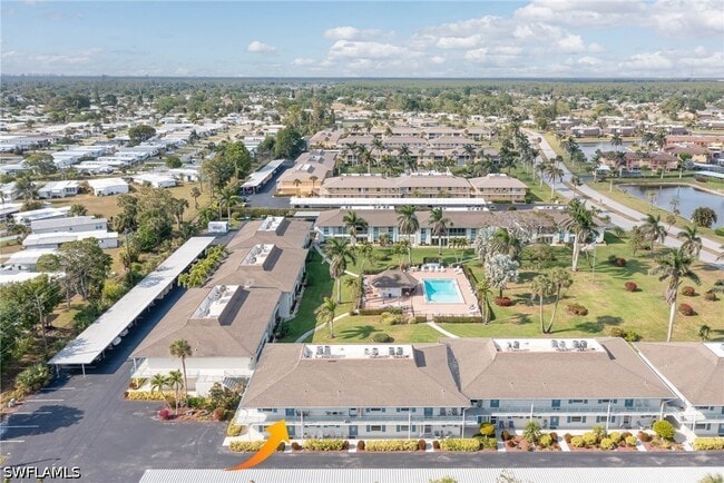 Building Photo - 325 Charlemagne Blvd