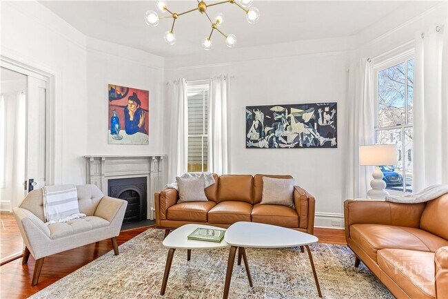 Building Photo - 317 E Anderson St