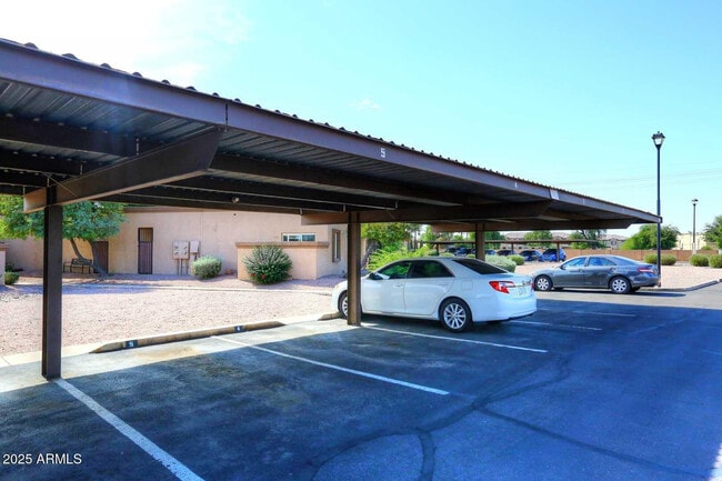 Building Photo - 93 N Cooper Rd