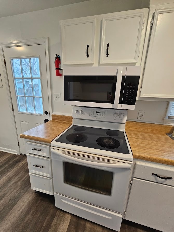 Building Photo - 9137 Hibben Ave