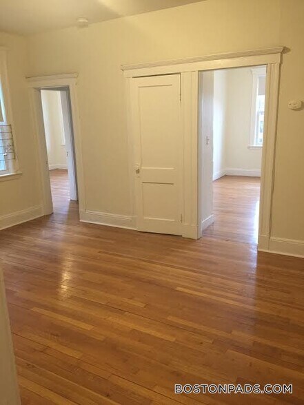 Building Photo - 1634 Commonwealth Ave