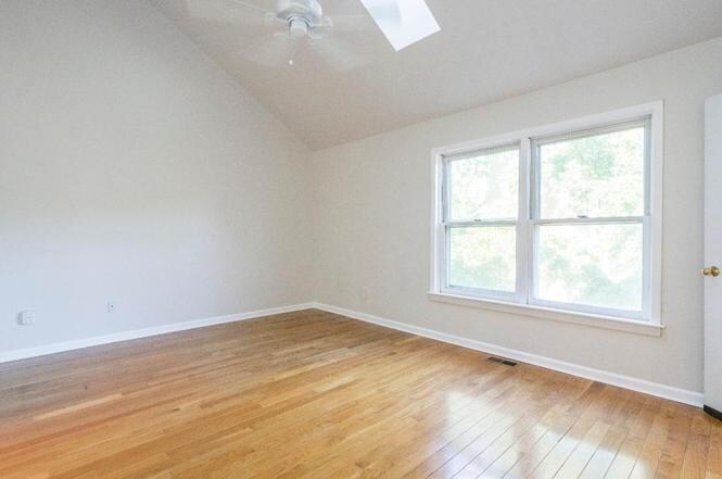 Building Photo - 25 Sturbridge Ln
