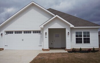 Building Photo - 3 Bedroom, 2 Bath Home in Valley View- PRE...