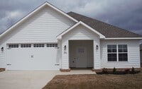 Building Photo - 3 Bedroom, 2 Bath Home in Valley View- PRE...