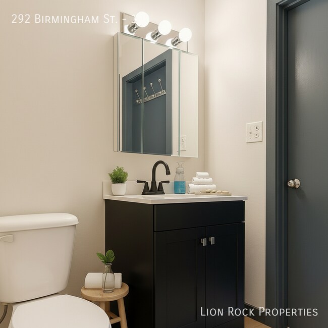 Building Photo - 292 Birmingham St