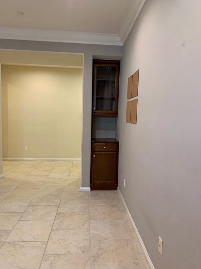 Building Photo - JUST REDUCED Beautiful Southwest Home