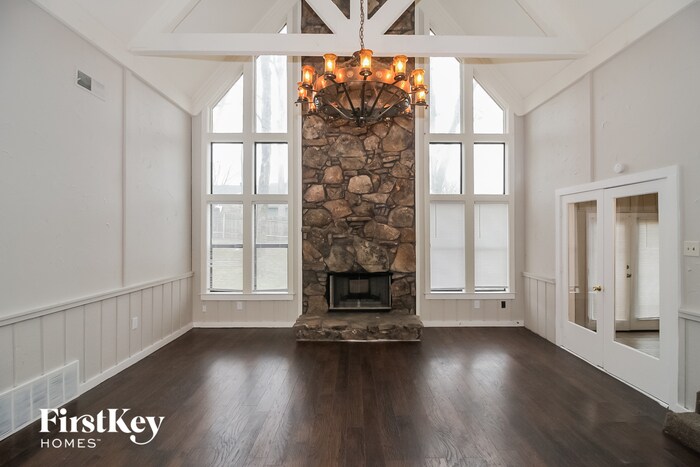 Building Photo - 8282 Shallow Glen Trail