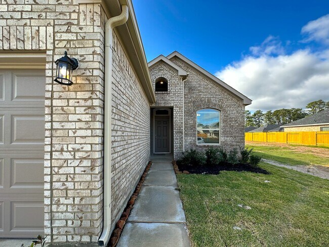 Building Photo - 27079 Badger Way