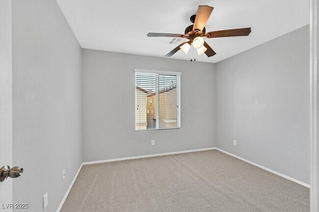 Building Photo - 8920 Hand Painted Ct