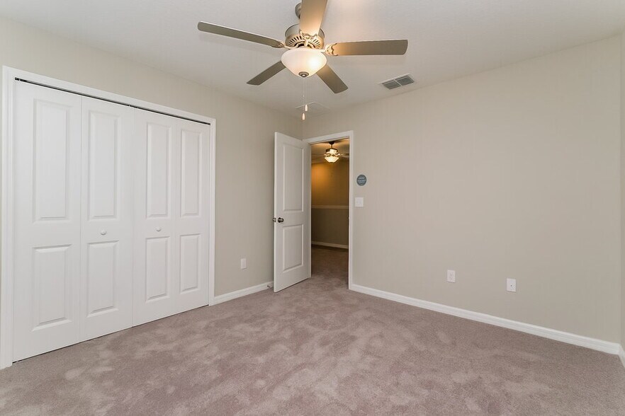 Building Photo - 7303 Spring Snowflake Ave