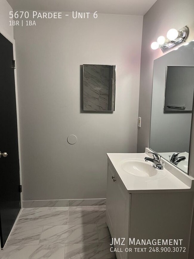Building Photo - 5670 Pardee-Unit 6