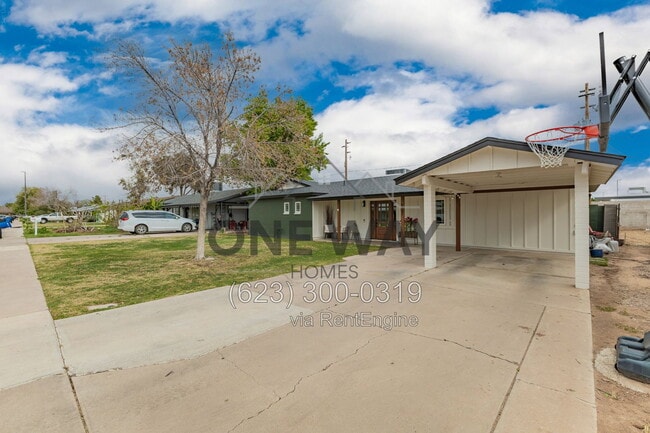 Building Photo - 107 S Catalina St