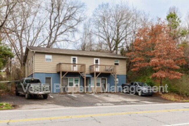 Building Photo - 130 Reems Creek Rd