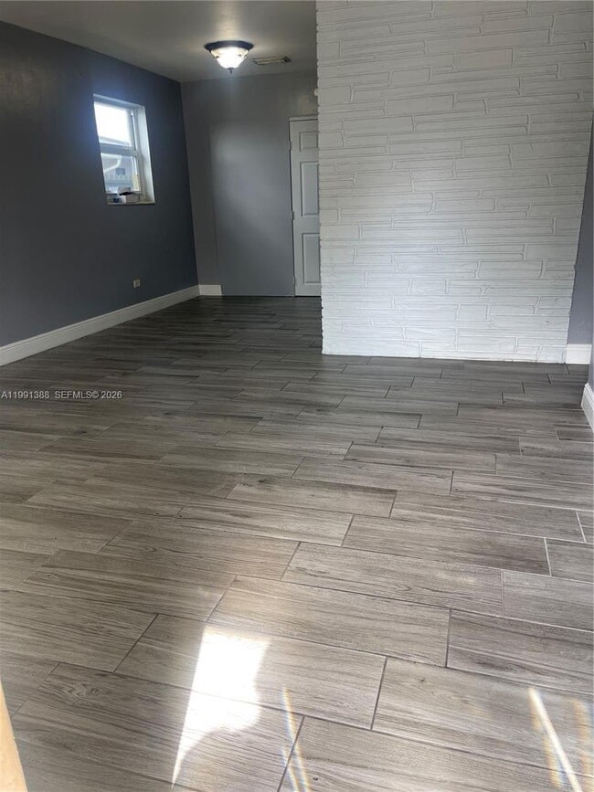 Building Photo - 1950 SW 68th Way