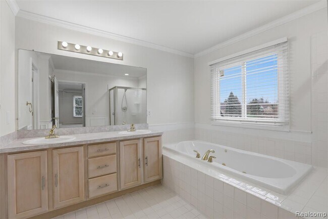 Building Photo - 3932 Fieldview Rd