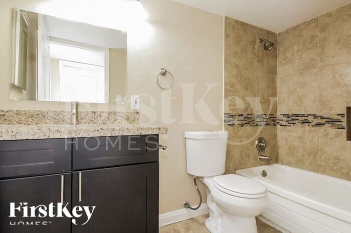 Building Photo - 5119 Margo Dr