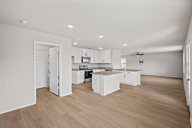 Building Photo - 7904 Schooner Dr.