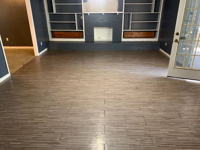 Building Photo - 3046 Hoyte Dr
