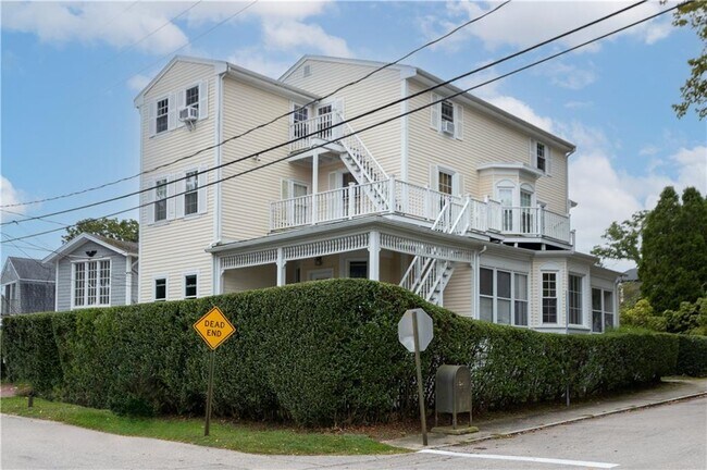 Building Photo - 26 Cliff Ave