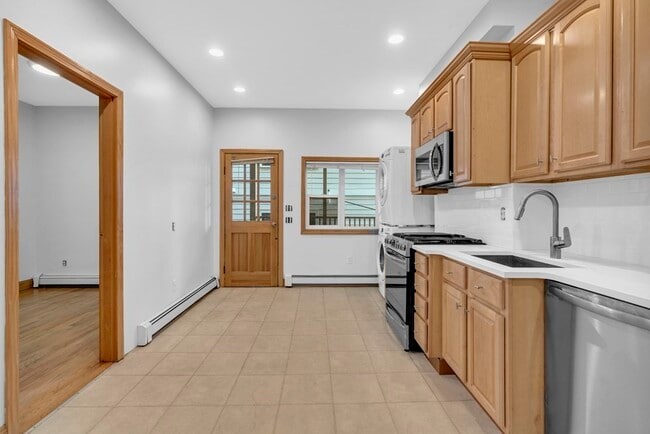 Building Photo - 24 O St