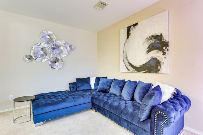 Building Photo - 5911 Indian Hills Ln