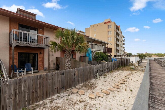 Building Photo - 928 Whelk Ct