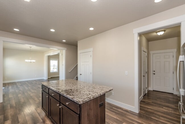 Building Photo - Gorgeous Home in Herriman!