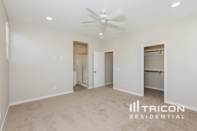 Building Photo - 24811 Padre Ct