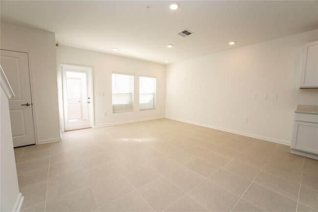 Building Photo - 7029 Rosy Sky Ave