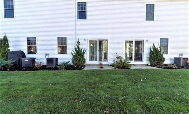 Building Photo - 6 Gray Coach Ln