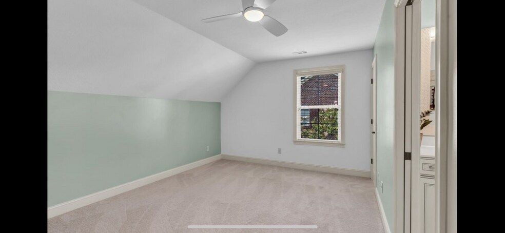 Building Photo - 437 Chapel Grove Ln